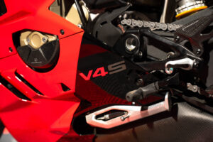 Ducati Panigale v4 S