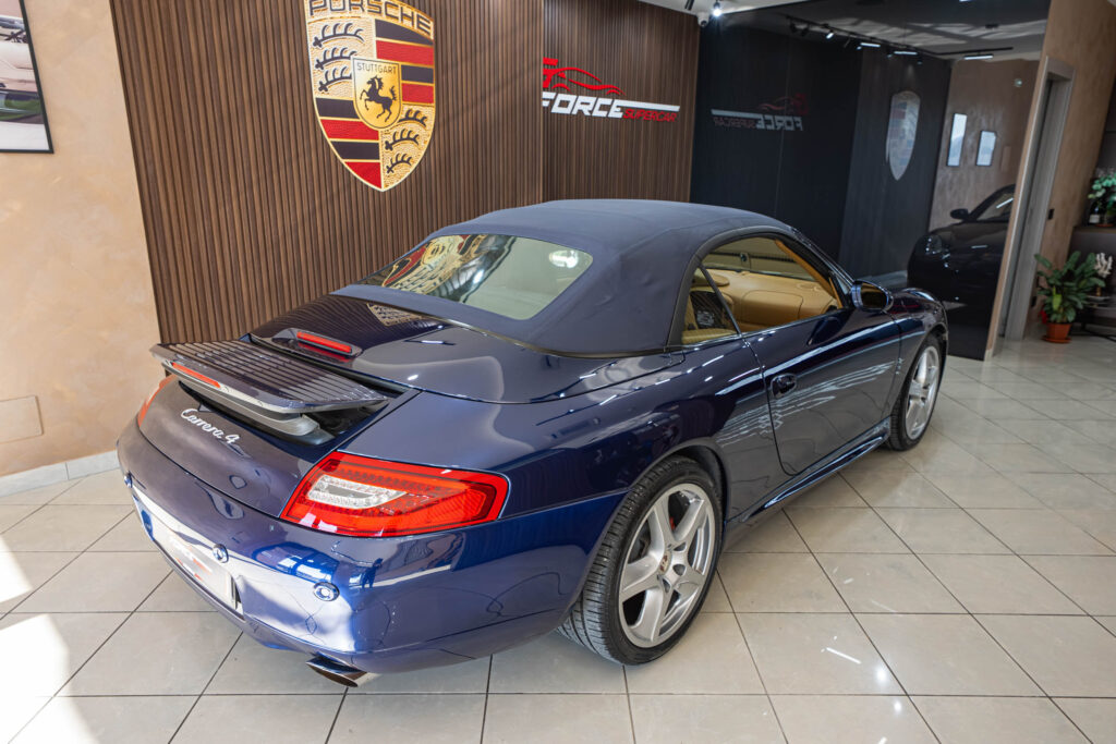 911 Carrera 4 Cabrio
